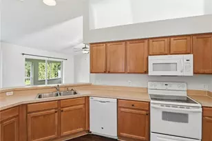 2368 Sweetwater Blvd, Saint Cloud, FL 34772 - Photo 12