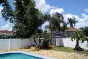 2411 Berkshire Ct, Kissimmee, FL 34746 - Photo 24