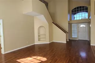 2411 Berkshire Ct, Kissimmee, FL 34746 - Photo 4