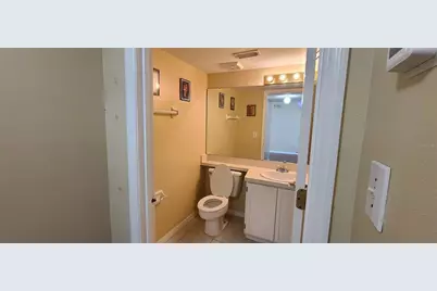 2411 Berkshire Court, Kissimmee, FL 34746 - Photo 20