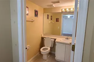 2411 Berkshire Ct, Kissimmee, FL 34746 - Photo 20