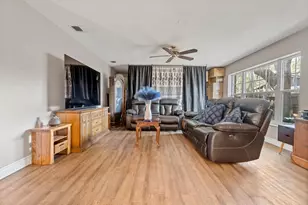 802 Hastings Dr, Kissimmee, FL 34744 - Photo 28