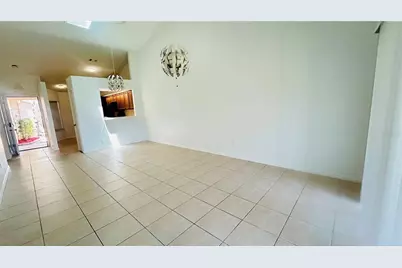 12121 Augusta Woods Circle, Orlando, FL 32824 - Photo 8