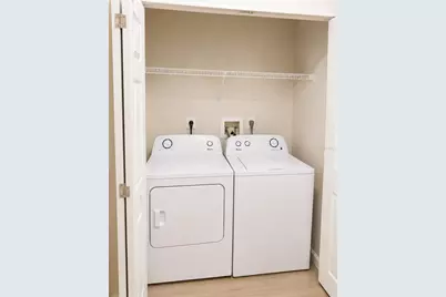 911 N Orange Avenue #115, Orlando, FL 32801 - Photo 14
