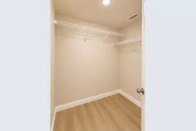 911 N Orange Avenue #115, Orlando, FL 32801 - Photo 8