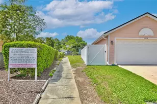 1554 Margarete Crescent Dr, Apopka, FL 32703 - Photo 22