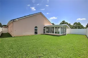 1554 Margarete Crescent Dr, Apopka, FL 32703 - Photo 20