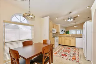 1554 Margarete Crescent Dr, Apopka, FL 32703 - Photo 8