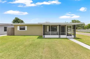 233 Missouri Ave, Saint Cloud, FL 34769 - Photo 2