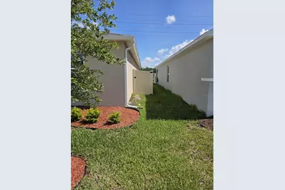 559 Wayland Drive, Haines City, FL 33844 - Photo 4