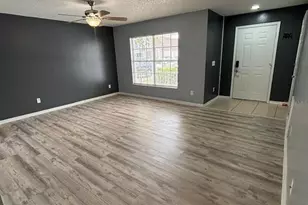 3252 Huntwicke Blvd, Davenport, FL 33837 - Photo 6