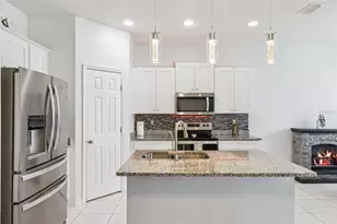 2713 Wortham Ln, Kissimmee, FL 34744 - Photo 4