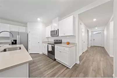 698 Park Place Boulevard, Davenport, FL 33837 - Photo 6