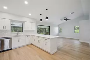 10212 Forget-Me-Not Ct, Orlando, FL 32825 - Photo 6