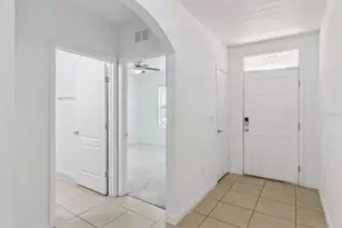 4257 Roberta Dr, Winter Haven, FL 33881 - Photo 2