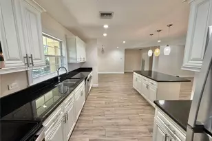 2810 Flowertree Rd, Belle Isle, FL 32812 - Photo 6