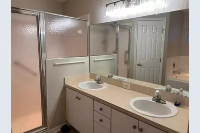 669 Sierra Circle, Davenport, FL 33837 - Photo 10