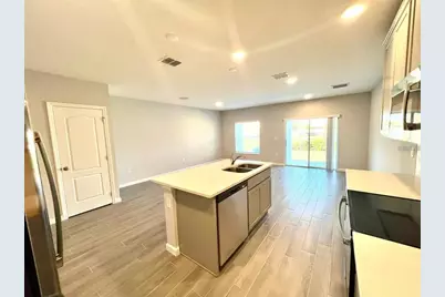 2774 Narcoossee Commons Way, Saint Cloud, FL 34771 - Photo 2