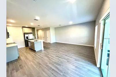 2774 Narcoossee Commons Way, Saint Cloud, FL 34771 - Photo 4