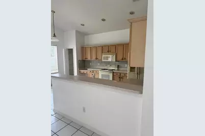 128 Westmoreland Circle, Kissimmee, FL 34744 - Photo 6