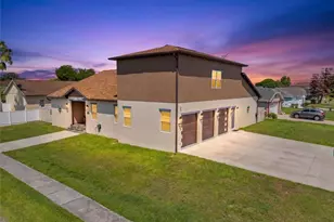 501 Royal Palm Dr, Kissimmee, FL 34743 - Photo 2