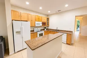 7601 Acklins Rd, Kissimmee, FL 34747 - Photo 4