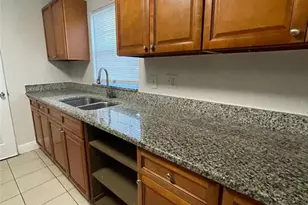 2319 Carlton Dr, Orlando, FL 32806 - Photo 8