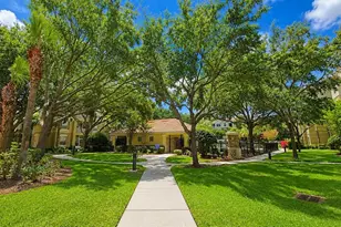 3326 Robert Trent Jones Dr, Orlando, FL 32835 - Photo 2