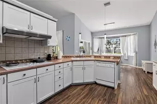 36320 Piney Ridge Blvd, Fruitland Park, FL 34731 - Photo 14