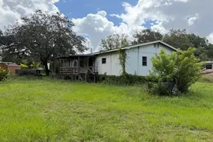 5585 Lake Lizzie Dr, Saint Cloud, FL 34771 - Photo 2