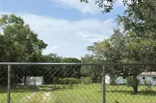 5585 Lake Lizzie Dr, Saint Cloud, FL 34771 - Photo 18
