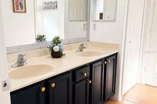 2526 Holly Berry Cir, Clermont, FL 34711 - Photo 6