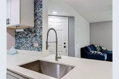 5144 Conroy Road #13, Orlando, FL 32811 - Photo 8
