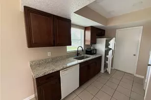 133 Alderwood Dr, Kissimmee, FL 34743 - Photo 12