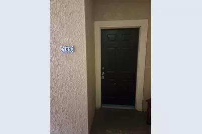 5536 Metrowest Boulevard #8-109, Orlando, FL 32811 - Photo 2