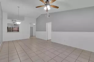 2432 King Oak Ct, Saint Cloud, FL 34769 - Photo 18