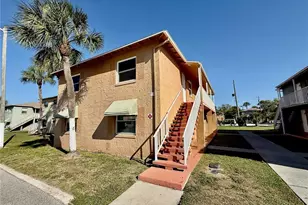 733 Michigan Ct, Saint Cloud, FL 34769 - Photo 2