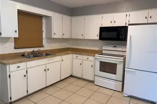 2802 7th St, Saint Cloud, FL 34769 - Photo 4