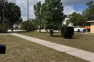 210 Baker Ave, Clearwater, FL 33755 - Photo 24