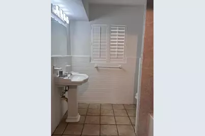 210 Baker Avenue, Clearwater, FL 33755 - Photo 12