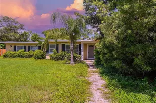 210 Baker Ave, Clearwater, FL 33755 - Photo 2