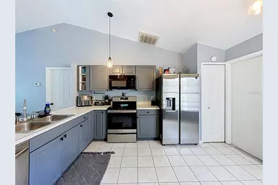240 Sunrise Rd, Davenport, FL 33837 - Photo 10