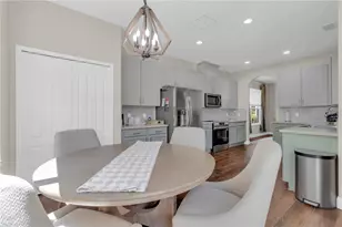 13051 Moss Park Ridge Dr, Orlando, FL 32832 - Photo 10