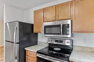 621 Chatham Walk Dr, Ruskin, FL 33570 - Photo 12