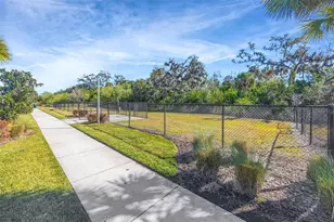 621 Chatham Walk Dr, Ruskin, FL 33570 - Photo 44