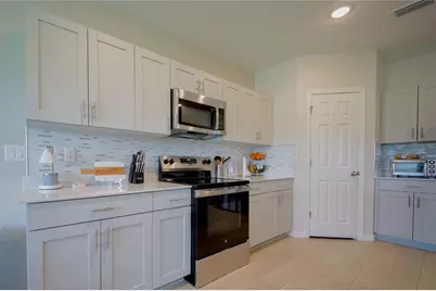 7917 Peace Lily Avenue, Wesley Chapel, FL 33545 - Photo 10