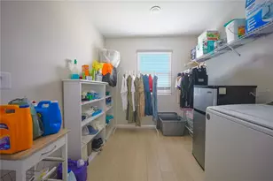7917 Peace Lily Ave, Wesley Chapel, FL 33545 - Photo 30
