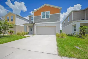 7917 Peace Lily Ave, Wesley Chapel, FL 33545 - Photo 2