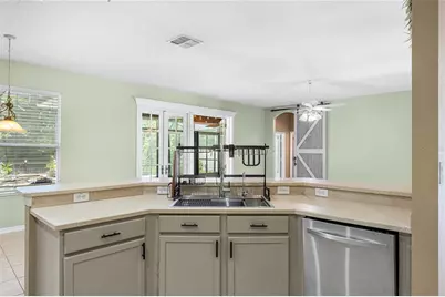 2438 Greenwillow Drive, Orlando, FL 32825 - Photo 10
