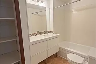 2400 Shannon Rd, Orlando, FL 32806 - Photo 8